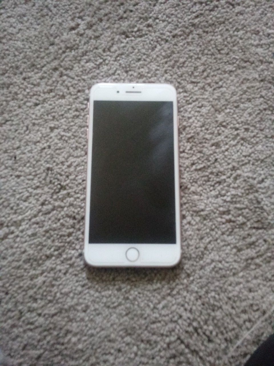 Locked iphone 7 ,32 gb only good for parts