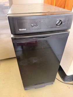 Kenmore Black trash compactor