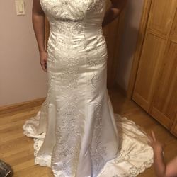 Size 8 wedding dress