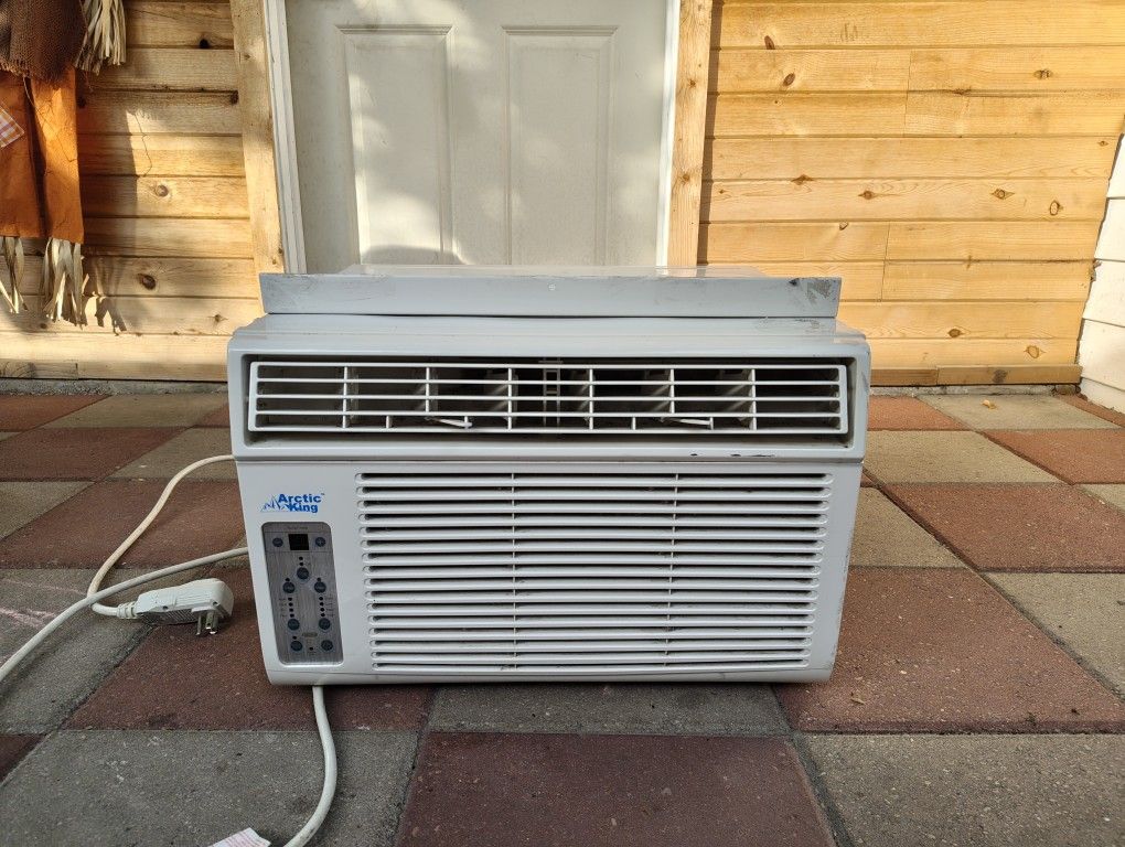 Window AC Artic King 