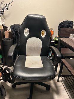 Black Racing Style Gaming Chair