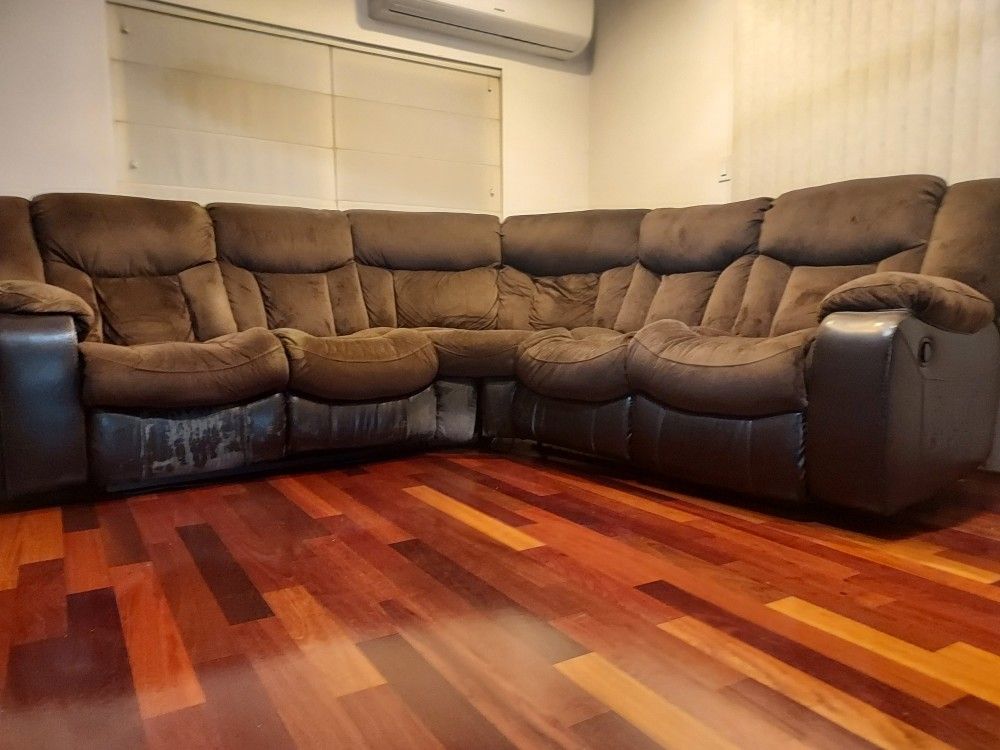 Sectional Couch