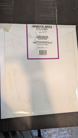 Arista B&W Darkroom Photo Paper 8x10 + Print Tongs