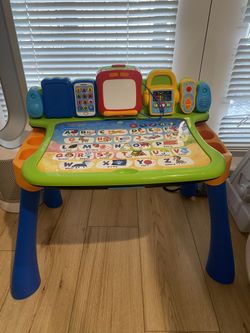 VTech Explore & Write Activity Desk Toy