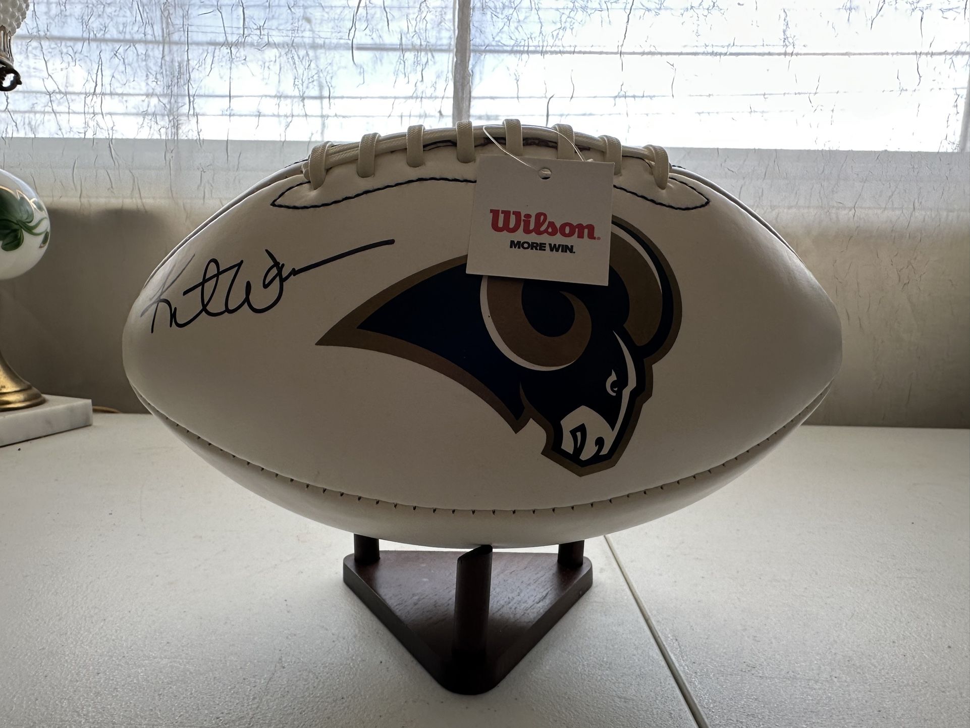 KURT WARNER FULL-SIZE ST LOUIS RAMS AUTOGRAPED FOOTBALL w/COA 654 LOS ANGELES LA