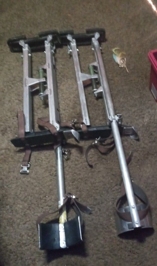 DURASTILTS DRYWALL STILTS 2440 Price Dropped 150.00 for Sale in