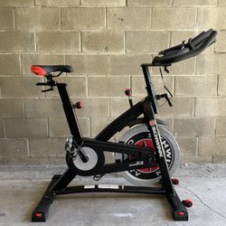 Schwinn IC3 Indoor Cycling Bike
