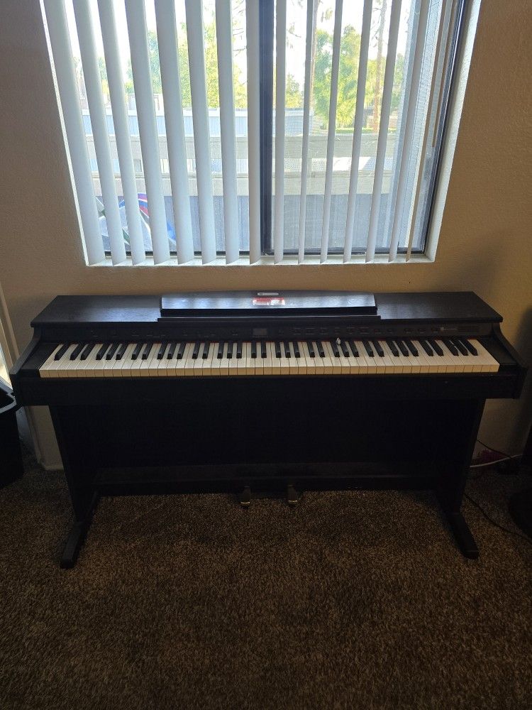 Williams Piano