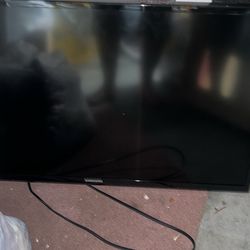 Samsung 32 Inch Tv With Remote -Does Not Have Stand Or Wall Mount-$ 40.00Bucks