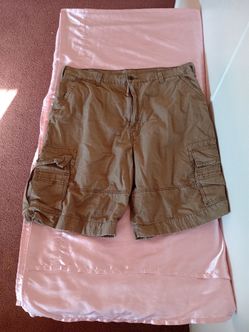 Levi's Cargo Shorts Men's Size 42 Khaki Beige White Tab Loose Fit Casual Outdoor