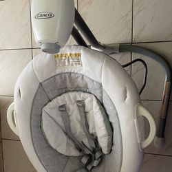 Portable Bouncer - 2 in 1 Swing & Bouncer Used in great condition FOR $126 - Firm Price