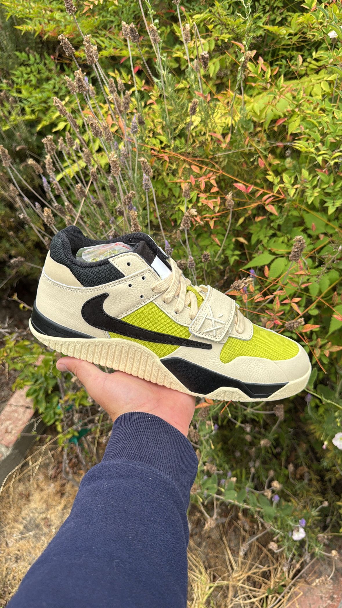 Travis Scott Bright Cactus Jumpman Jack TR Size 11.5 Brand New