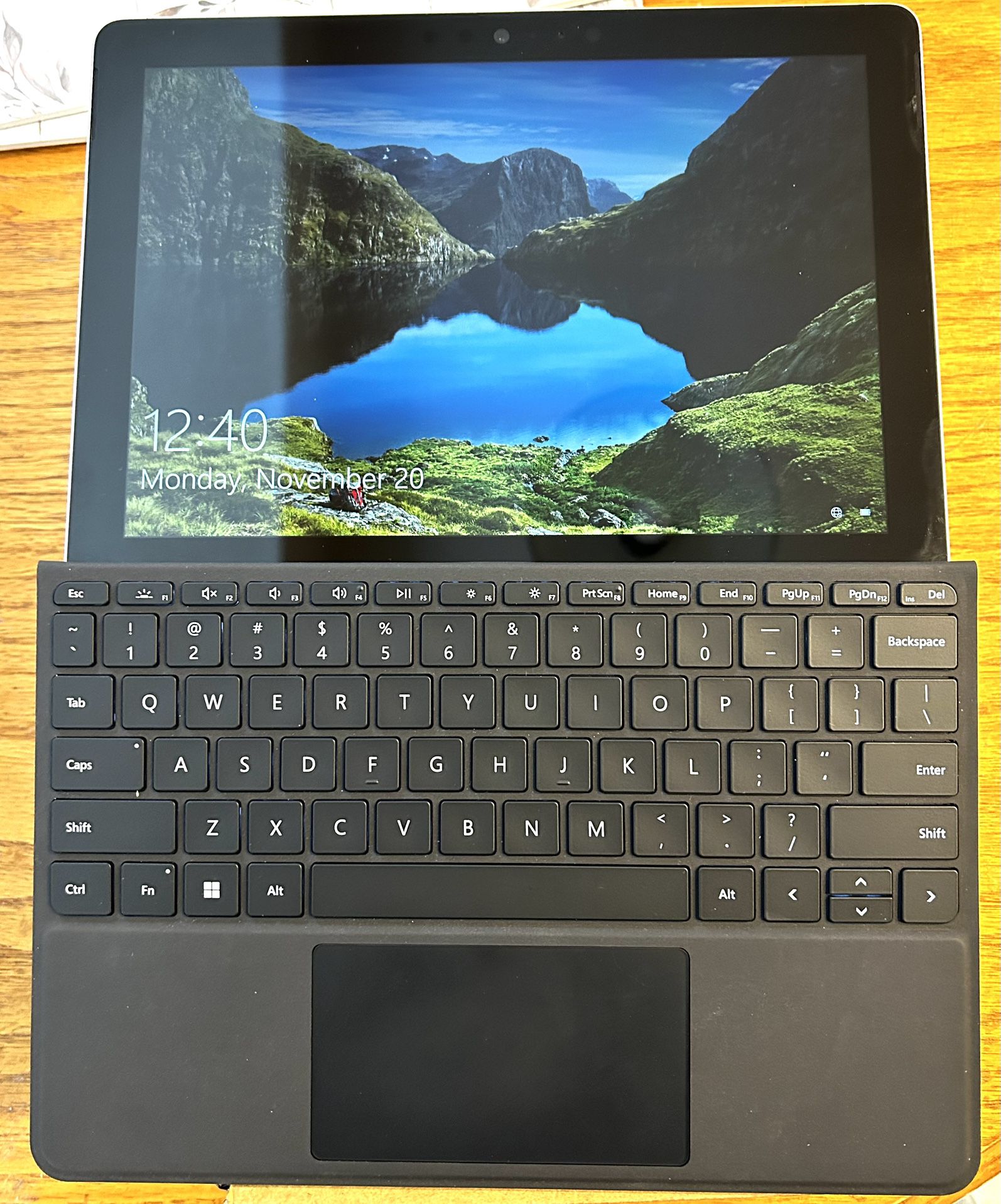 Microsoft Surface Go 2 model 1824 4GB 128GB Storage Windows 10