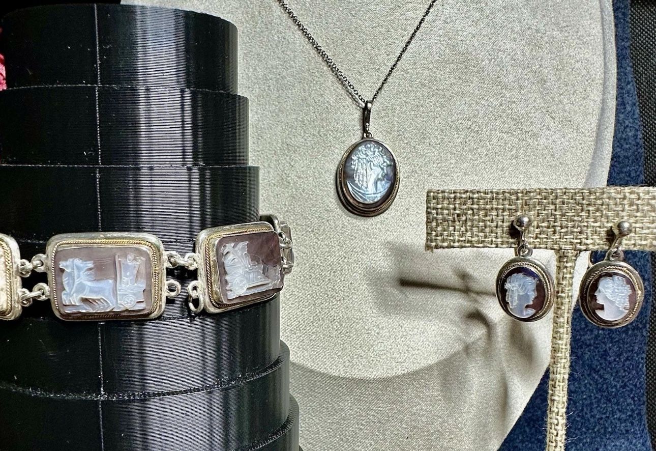 FREE SHIPPING! Vintage Cameo 800 Silver “7 Days Of The Week” Bracelet/Earrings/Necklace Lot#336