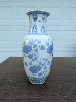 Beautifully Hand Painted Vase