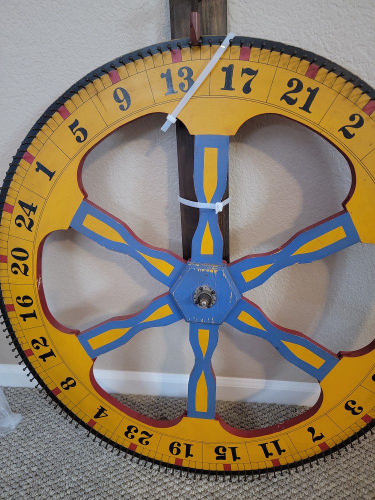Antique Vintage Game Wheel 