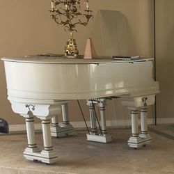 Grand Piano 