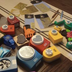 Crafting Paper Punchers And Rubber Stampers