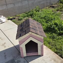 Little Dog House 