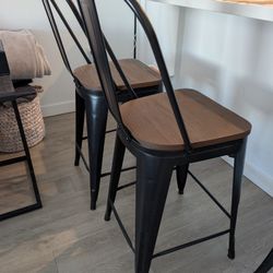 4 Bar Stools