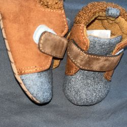 Baby Boy Shoes Size 3-6M