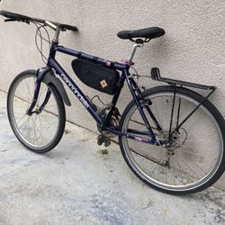 Cannondale M 800 mountain bike