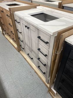 Bathroom vanity cabinet 42” solid mango Quartz top with sink and backsplash