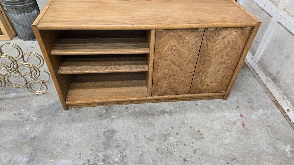 Free Stereo Cabinet Heavy-duty 