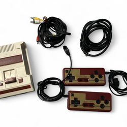Nintendo Famicom Console w/ Two Controllers & Cables 1983 - Tested & Working