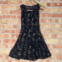 Beautiful Black & Gold Lace Dress Medium