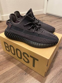 New Adidas Yeezy Boost 350 V2 Black Sneakers Size 10