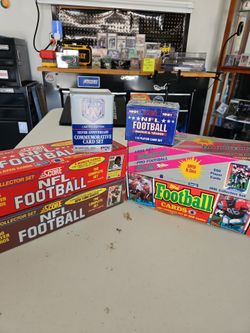 Sport cards .6 complete sets of football cards