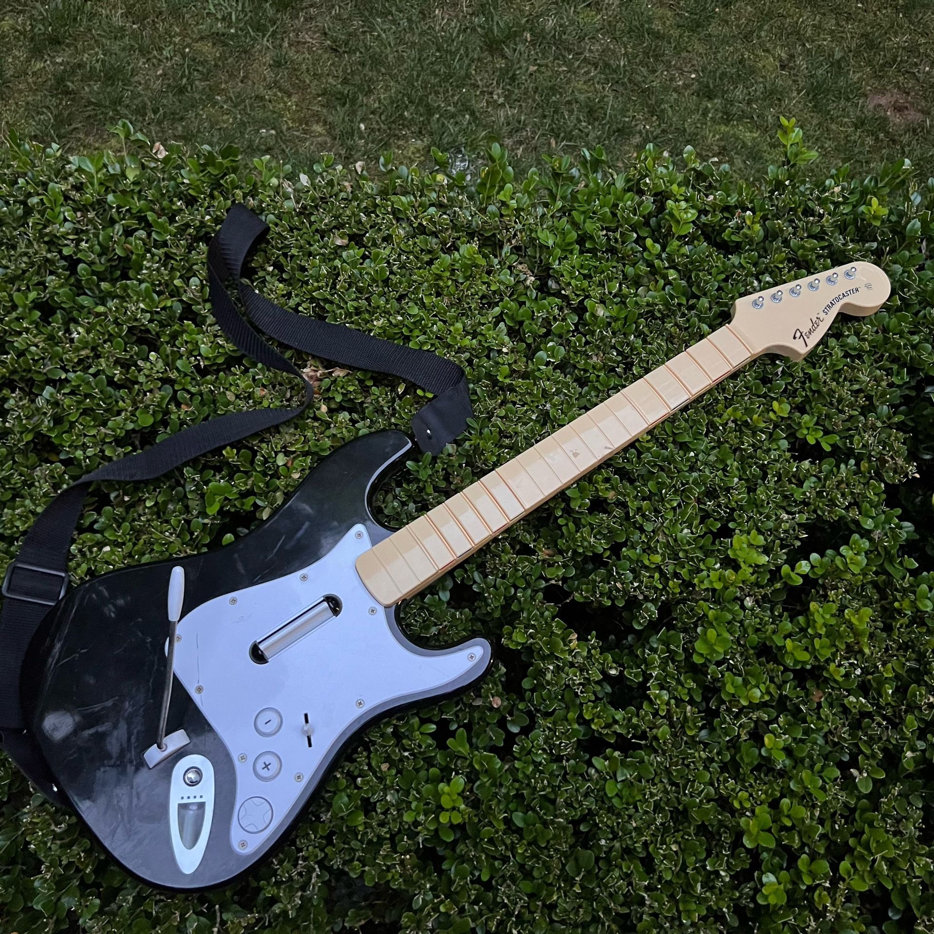 Harmonix Fender Stratocaster Playstation PS3 Rock Band Guitar 822151 No Dongle