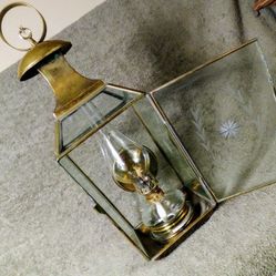 Elegant Antique Turkish Oil Lamp Lantern with Solid Brass and Etched Glass - Pasabahce Istanbul 

