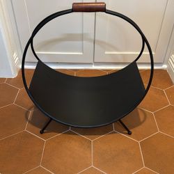Chic Firewood Holder (metal)
