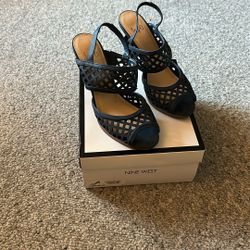 Nine West Blue Heels Size 9