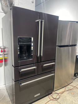 Refrigerator KitchenAid black stainless 5 doors perfect condition 36” inches wide