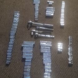 Like New Socket Wrench And Sockets