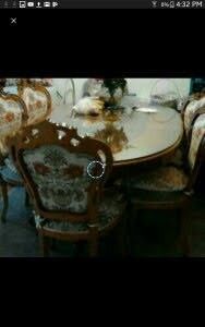 Dining Table & Chairs