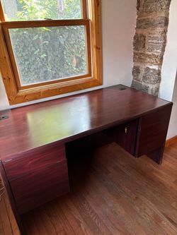 Hon desk