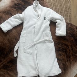 Pottery Barn Waffle Weave Resort Robe Letter E   