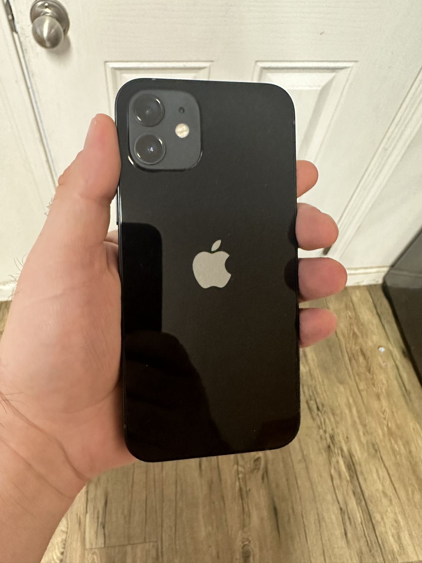Iphone 12 64gb at&t cricket
