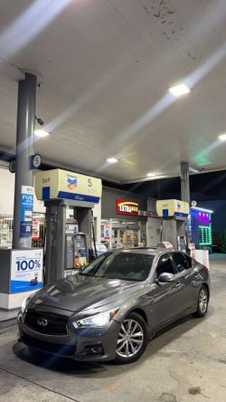 2015 Infiniti Q50