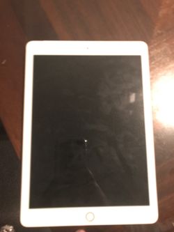 4th Generation IPad (UNLOCKED)