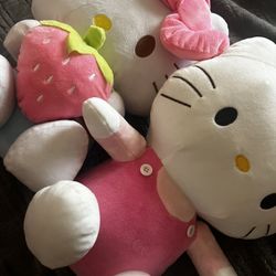 Hello Kitty Jumbo Plushies