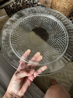 Clear Glass Serving Cale plate with Diamond Pattern