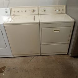 Kenmore King Size Capacity Washer And Dryer Match At U-Haul Price To Sell