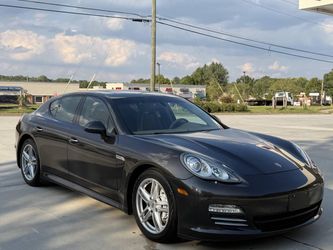 2012 Porsche Panamera