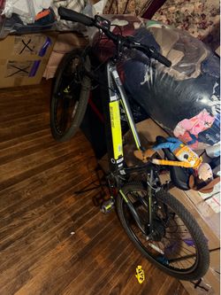 Hyper Bicycles 26" 36V Electric Mountain Bike for Adults, Pedal-Assist, 250W E-Bike Motor, Black