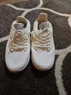 size 10.5 sneakers 